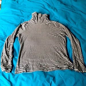 Organic cotton turtleneck